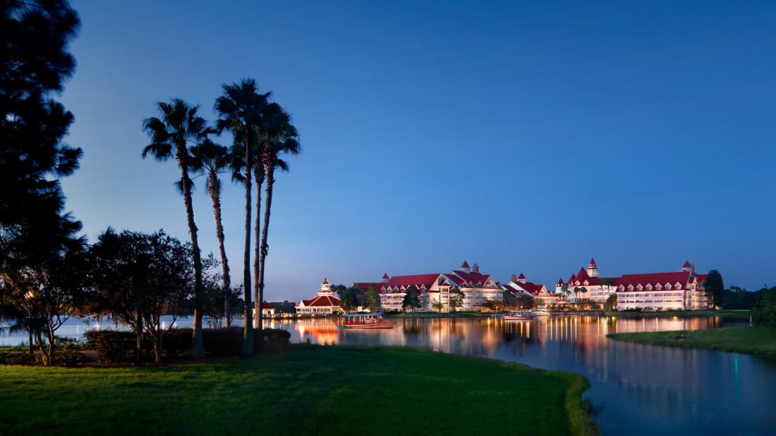 23 best disney world hotels_grand-floridian-resort-and-spa