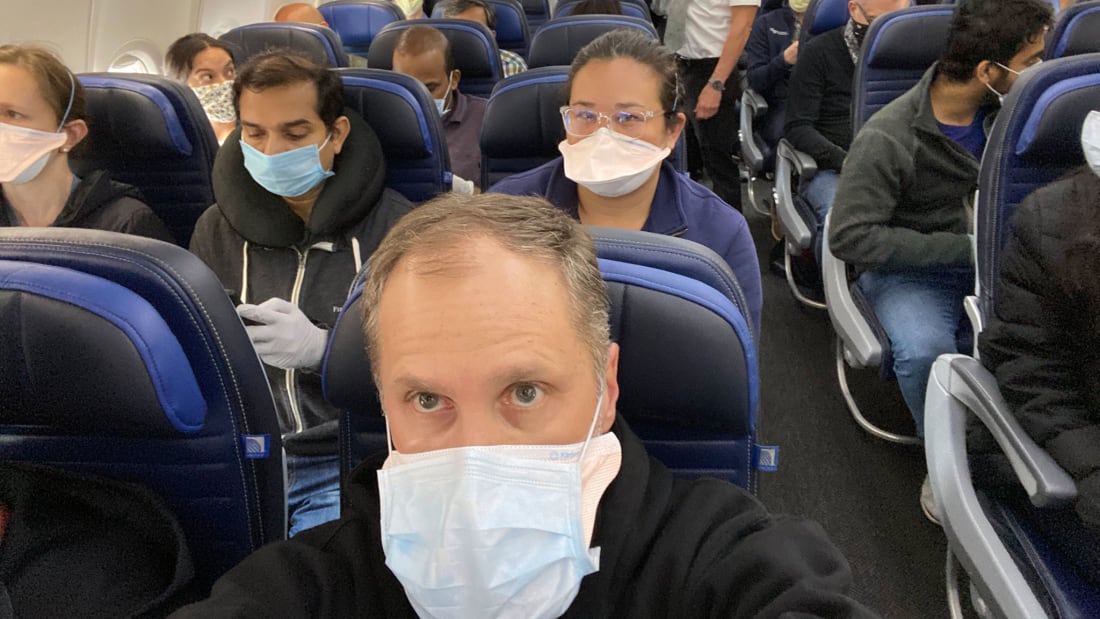Ethan Weiss, a doctor who had been working in New York City hospitals, shared a photo over the weekend of his United flight.