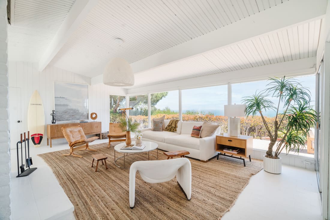 02 Emma Stone Malibu home