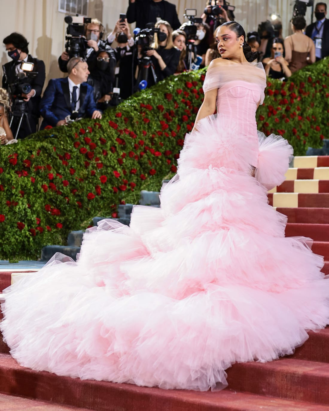 Tessa Thompson's pink Carolina Hererra gown featured one of the evening's most dramatic trains. 
