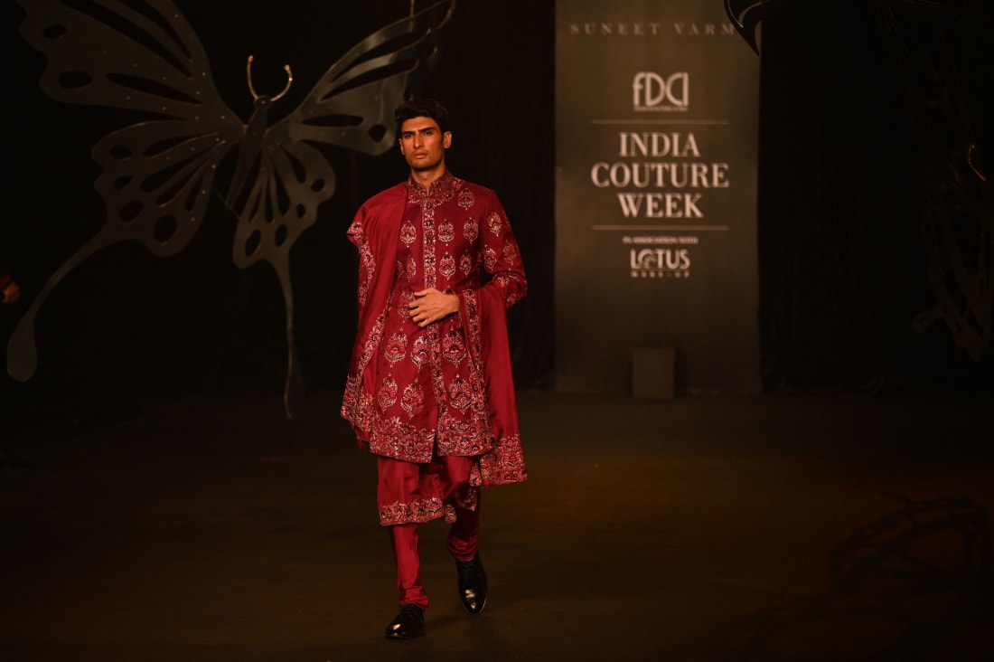 A model presents a creation by designer Suneet Varma during the FDCI India Couture Week in New Delhi on July 28, 2022.