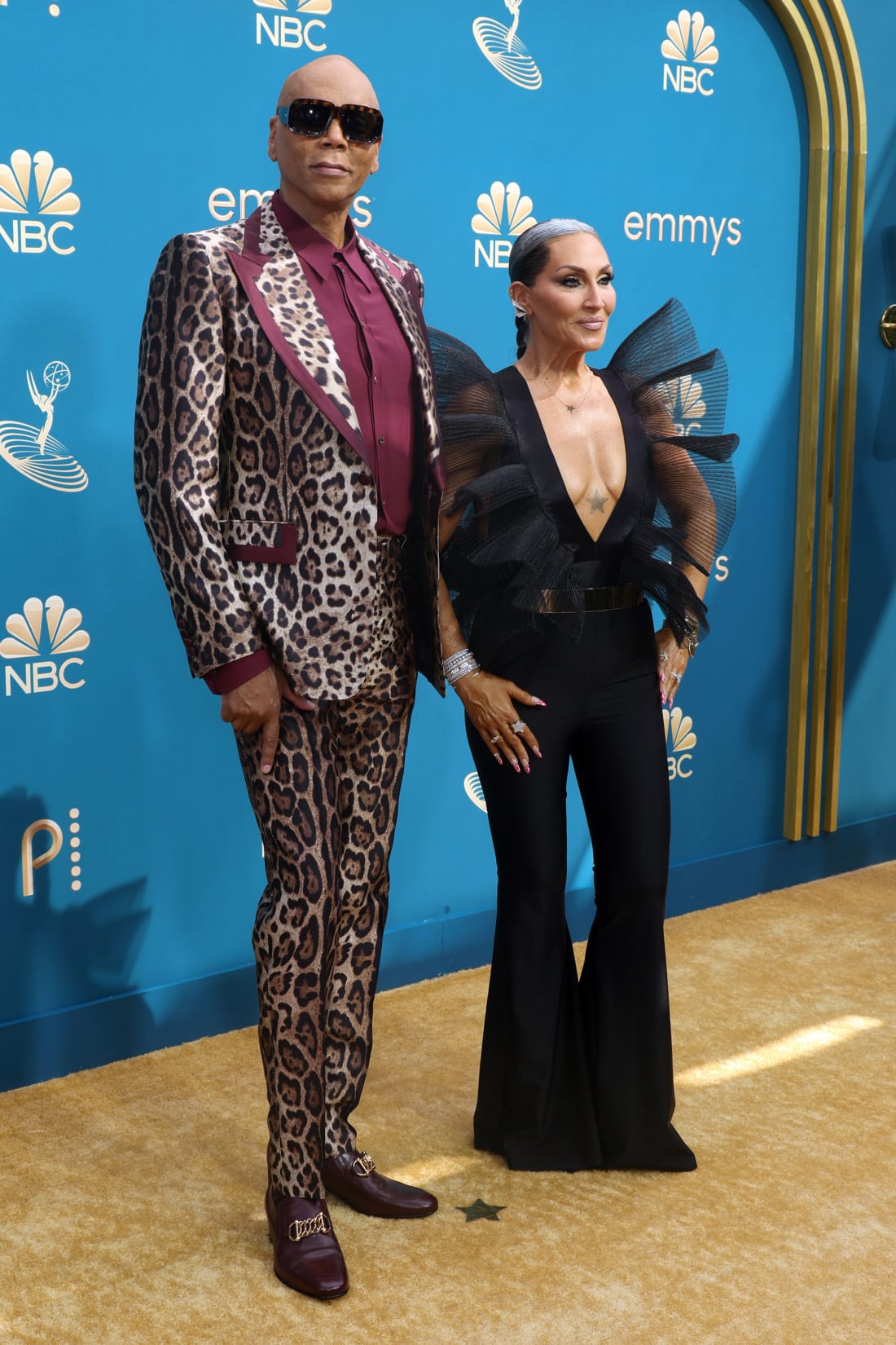 RuPaul and Michelle Visage brought drama to the gold carpet. 