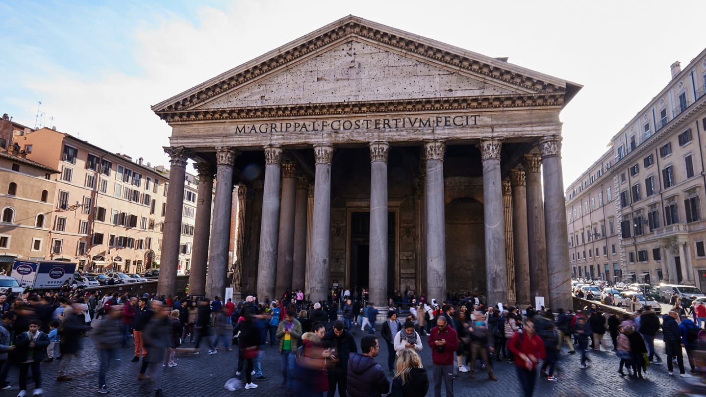 A view of the Pantheon in the historic center of Rome on December 27, 2022. 