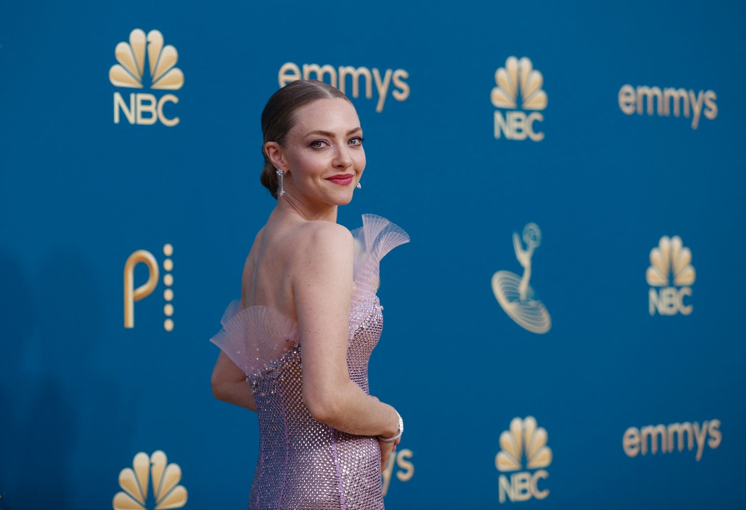 Amanda Seyfried in a pink gown from Armani Privé's Fall 2022 Couture collection.