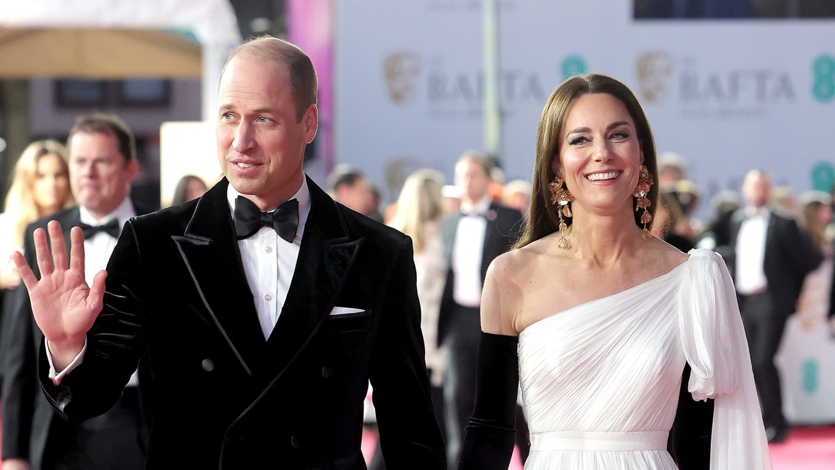 Kate Middleton wears $28 earrings — and stunningly beautiful dress — at the BAFTAs 💃