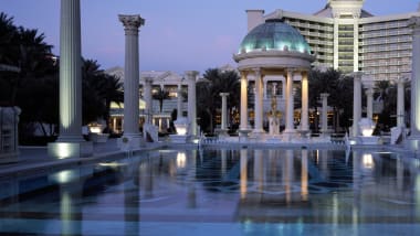 Best Las Vegas Pools To Beat The Heat Cnn Travel