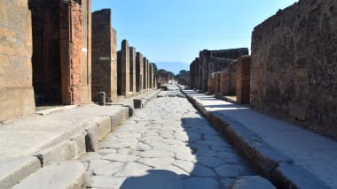 Pompeii S Amazing Discoveries Are At Risk Here S Why Cnn Travel