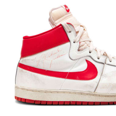 Michael Jordan's sneakers sell for record-breaking $ million - CNN Style