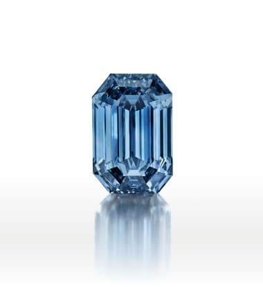 vivid blue diamonds