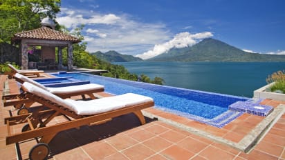 7 Of The World S Most Beautiful Lakeside Lodges Cnn Travel