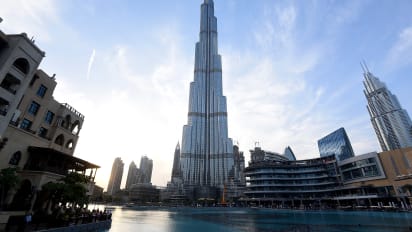 Dubai S Burj Khalifa A Look Inside The World S Tallest