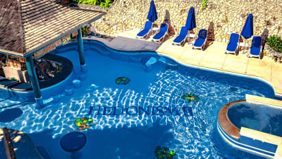 Pool Beach Voyeur - Hedonism II, a 'lifestyle' resort, adapts to the pandemic era | CNN Travel