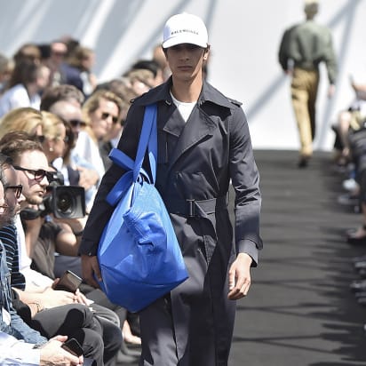 balenciaga runway bag