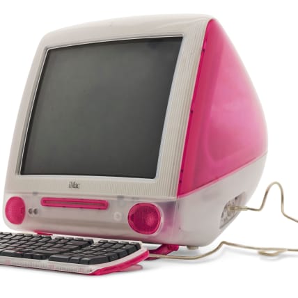 The auction lot also includes the strawberry iMac that Wikipedia co-founder Jimmy Wales was working on at the time.