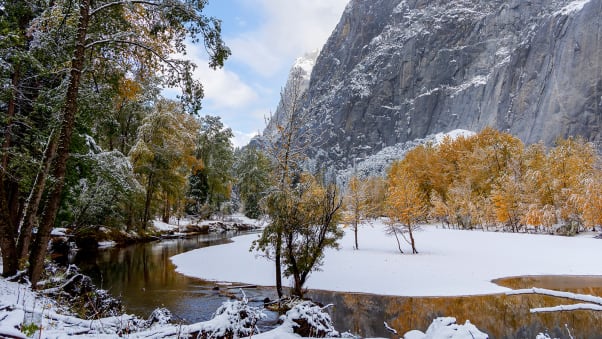 A light autumn snow comes to Yosemite National Park in California. Things can get much deeper there.