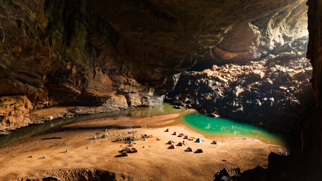 Hang Son Doong 10Hang-En-Campsite