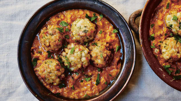 essential spanish dish squid_meatballs-pizarro