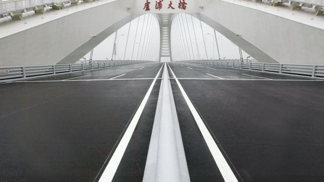 The world's longest steel-arch bridge.