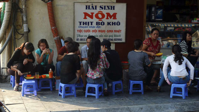 Hanoi nightlife street food