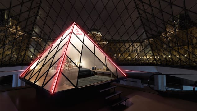Airbnb Louvre experience