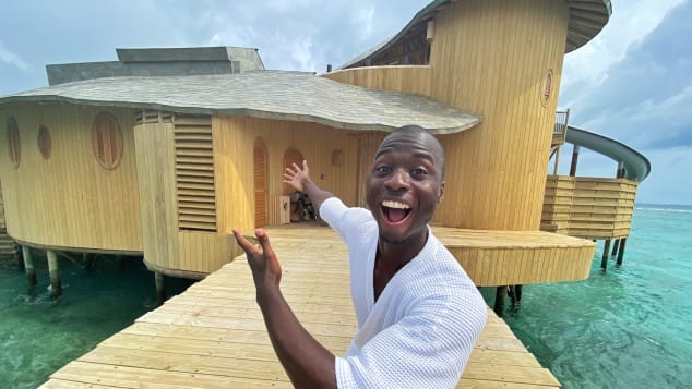 "The Maldives offers a golden opportunity to feel ordinary again," says Levius, who's clearly impressed by his temporary Soneva Fushi home. 