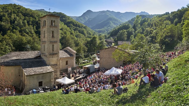 Festivals and folk lore parades celebrating Provençal traditions are often held in the village.