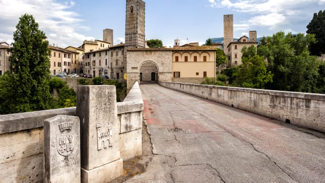 Today, a Roman bridge (in travertine) is one of the main routes into town.