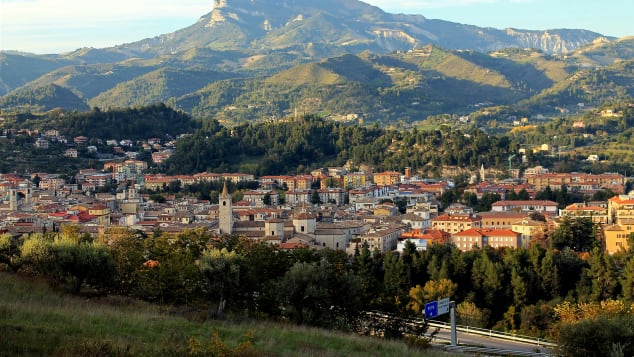 The hills around Ascoli have rich travertine deposits.