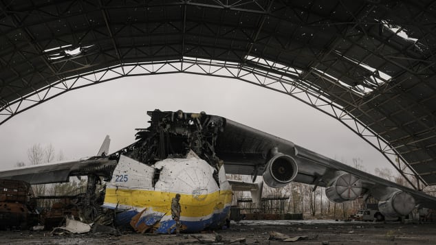 04 Antonov An-225 destroyed