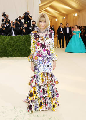 08b met gala red carpet 2021_Anna Wintour