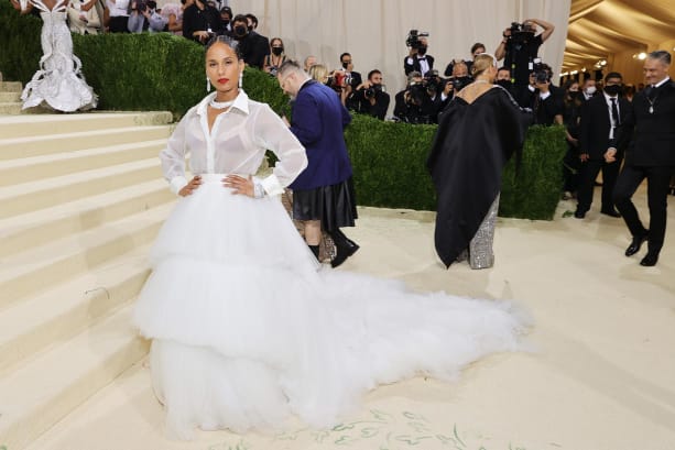 40 met gala red carpet 2021 alicia keys