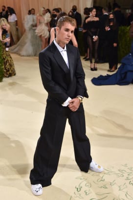 44 met gala red carpet 2021 Justin Bieber