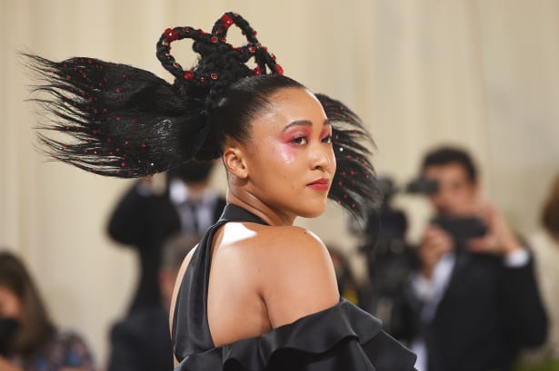 46 met gala red carpet 2021 naomi osaka