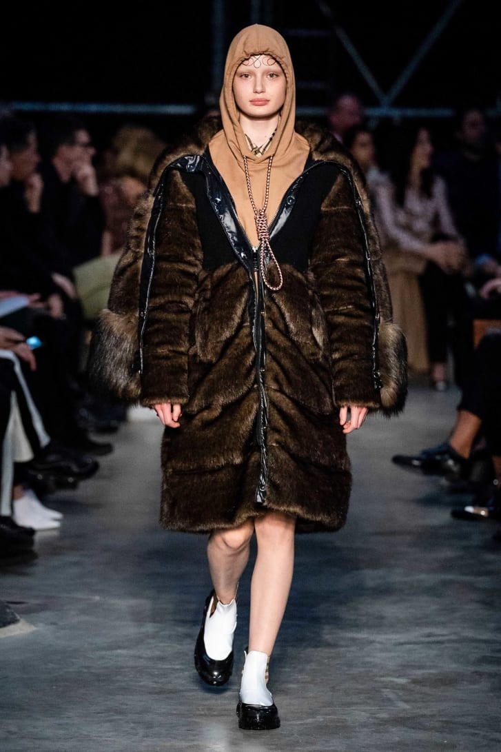 Model Liz Kennedy walks for Burberry during London Fashion Week in February 2019.