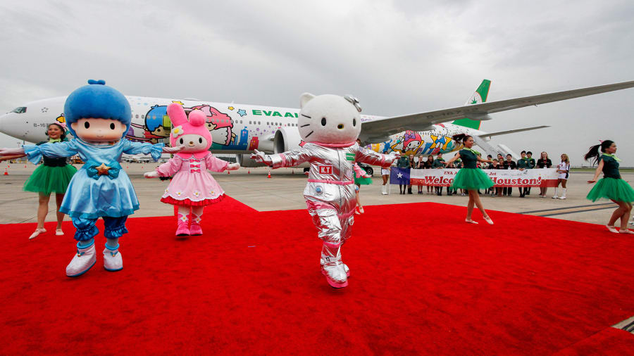 Best airlines EVA Air-477817424