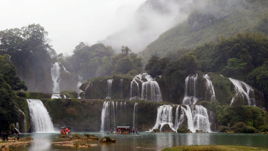 http%3A%2F%2Fcdn.cnn.com%2Fcnnnext%2Fdam%2Fassets%2F180314171049-ban-gioc-falls-vietnam.jpg