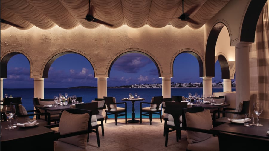 Дэлхийн хамгийн романтик зоогийн газрууд Карибын тэнгисийн Ангилла арал, Пиммс зоогийн газар