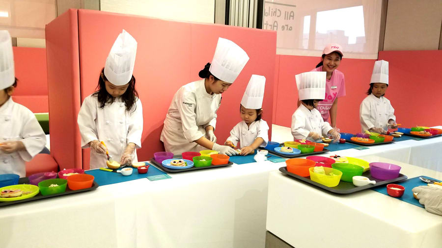 South Korea1 Hotels -childrens cooking class at le parker meridien seoul photo frances cha for cnn