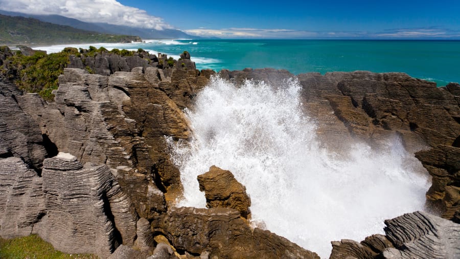 13 New Zealand beautiful places Punakaiki Pancake Rocks