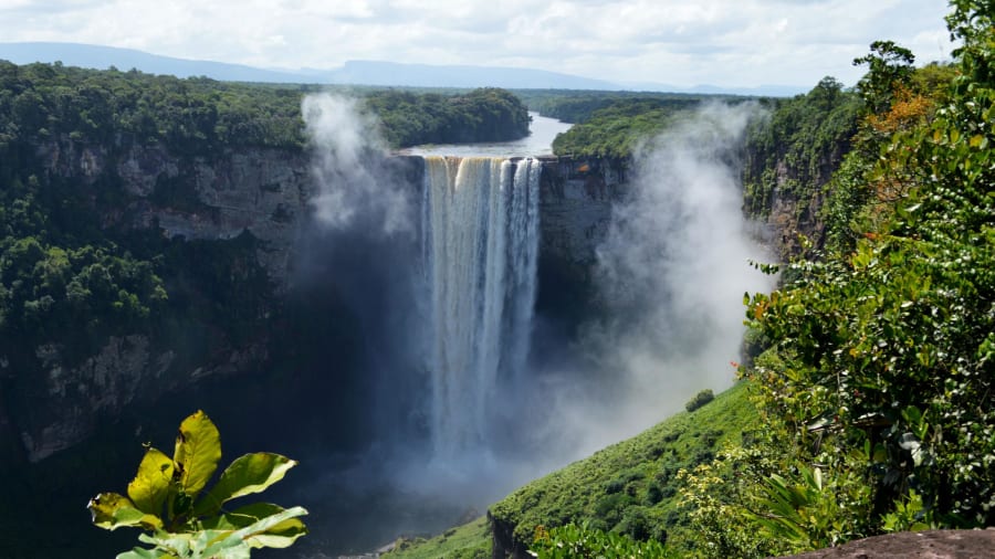 guianas kaieteur falls