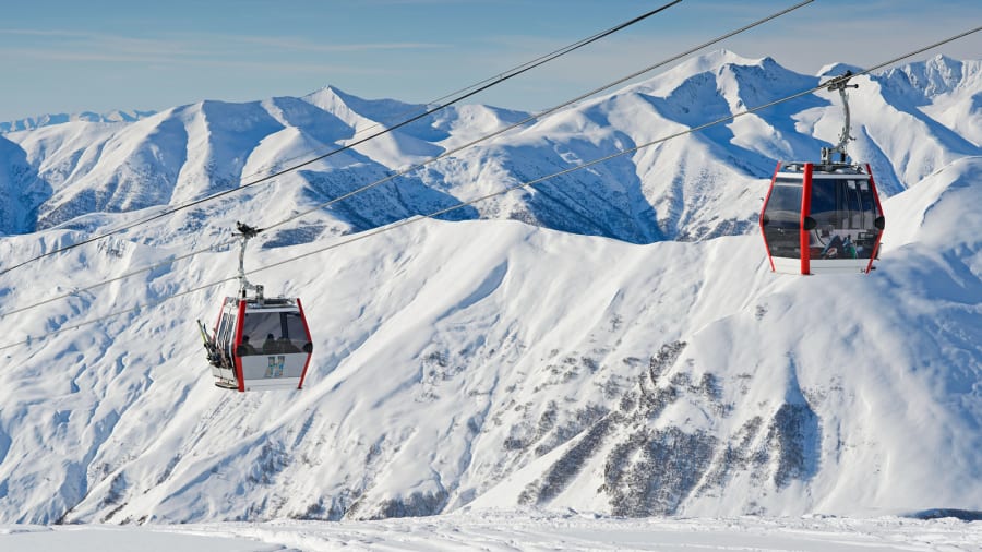 Georgia-skiing---Gudauri-ski-lift