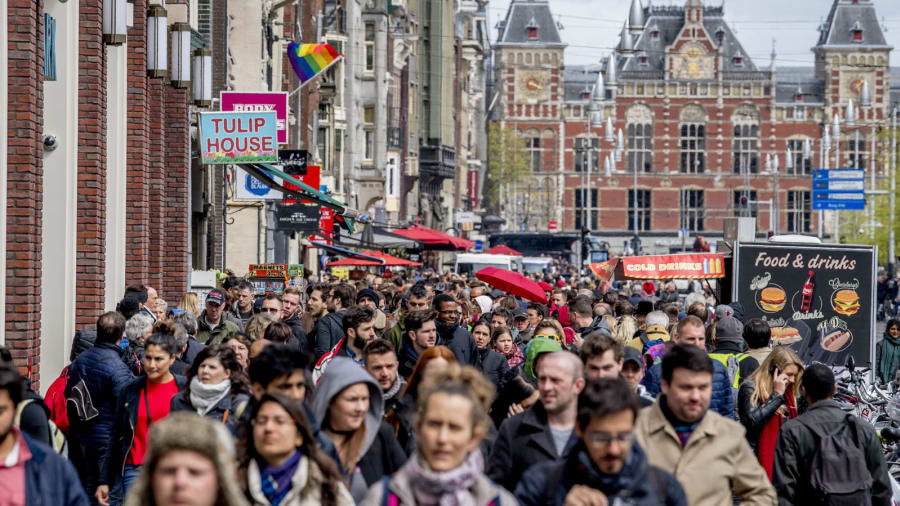 Amsterdam crowds