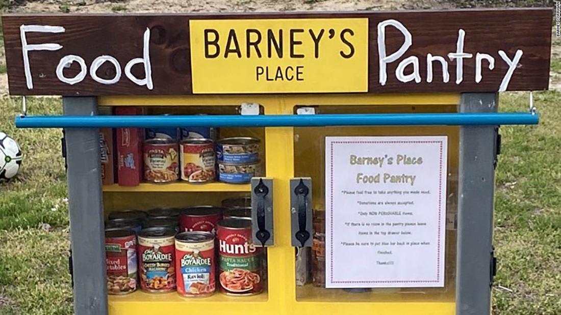 An out-of-work chef has turned his garage into a food pantry that defies convention