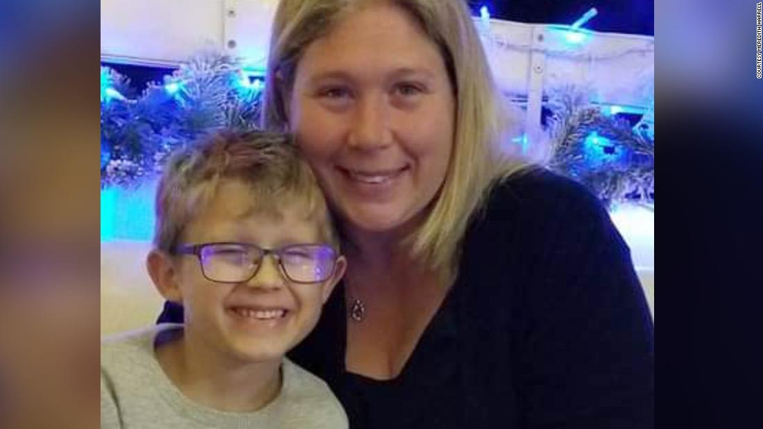 Mom loses hearing in one ear after mild Covid-19 infection