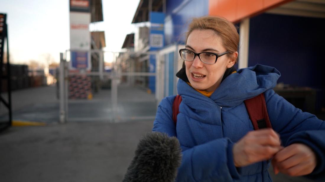Video: Survivor of Mariupol theater bombing speaks with CNN - CNN Video