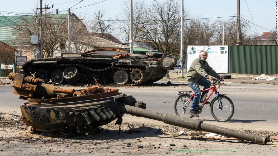 Russia's tanks in Ukraine have a 'jack-in-the-box' design flaw