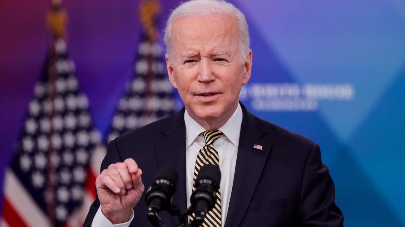Biden heads across the Atlantic to rally the West at a pivotal moment for Ukraine -- and his presidency | CNN Politics