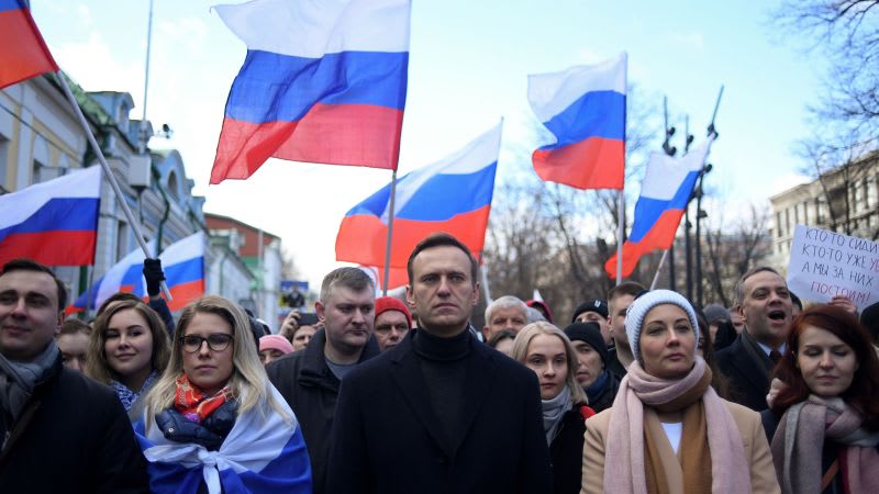 Defiant Navalny has opposed Putin's war in Ukraine from prison. His team fear for his safety | CNN