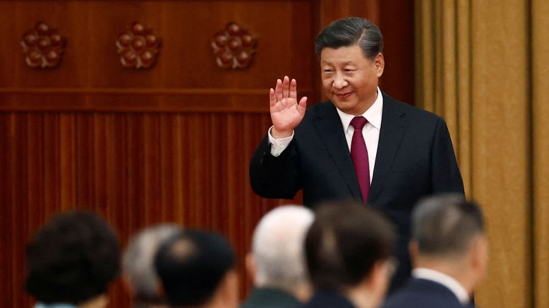 China's economy is 'in deep trouble' as Xi heads for next decade in power | CNN Business
