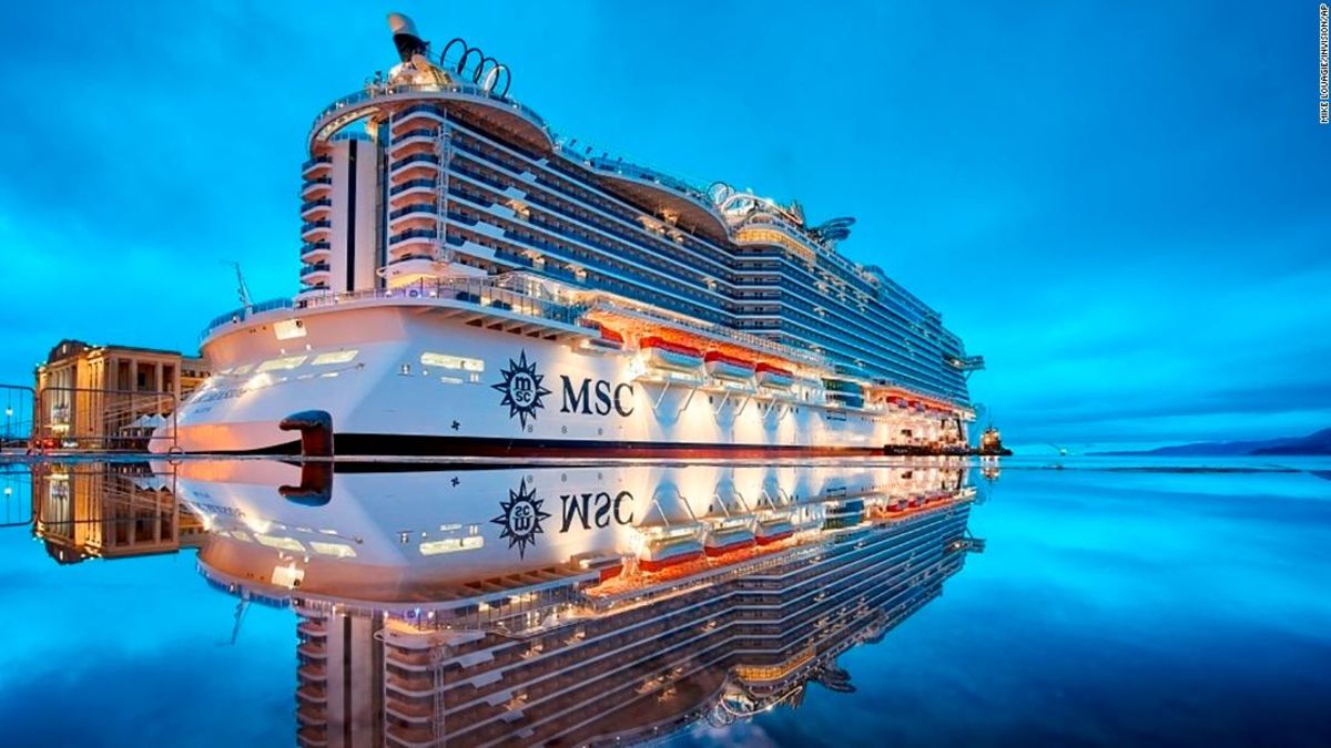 Msc seaview. Круиз MSC Virtuosa. Круиз MSC Cruises. Лайнер MSC Europa. MSC Seaview круизный лайнер.